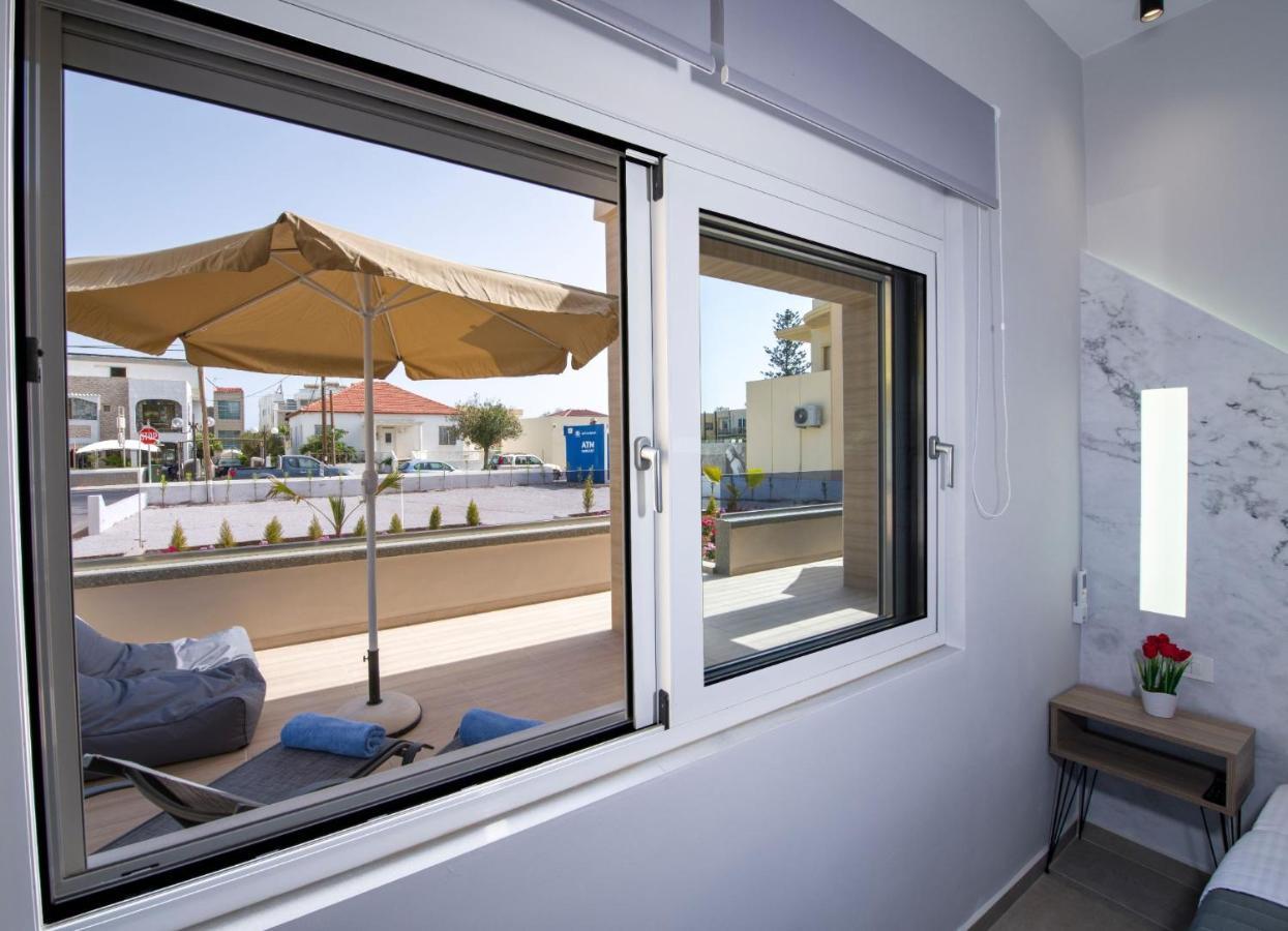 Luxury Villa Eva-Mari With Jacuzzi, 50M From The Beach Stalos Exterior photo