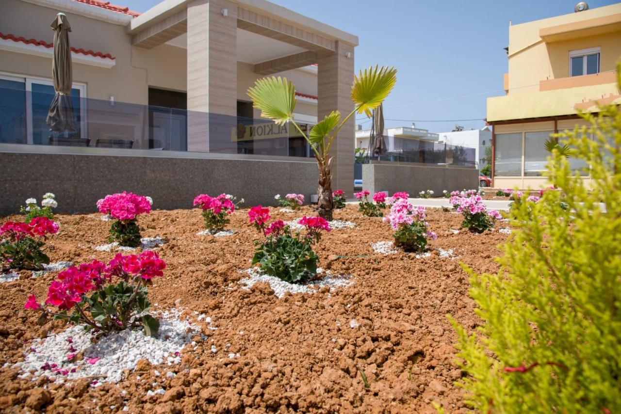 Luxury Villa Eva-Mari With Jacuzzi, 50M From The Beach Stalos Exterior photo