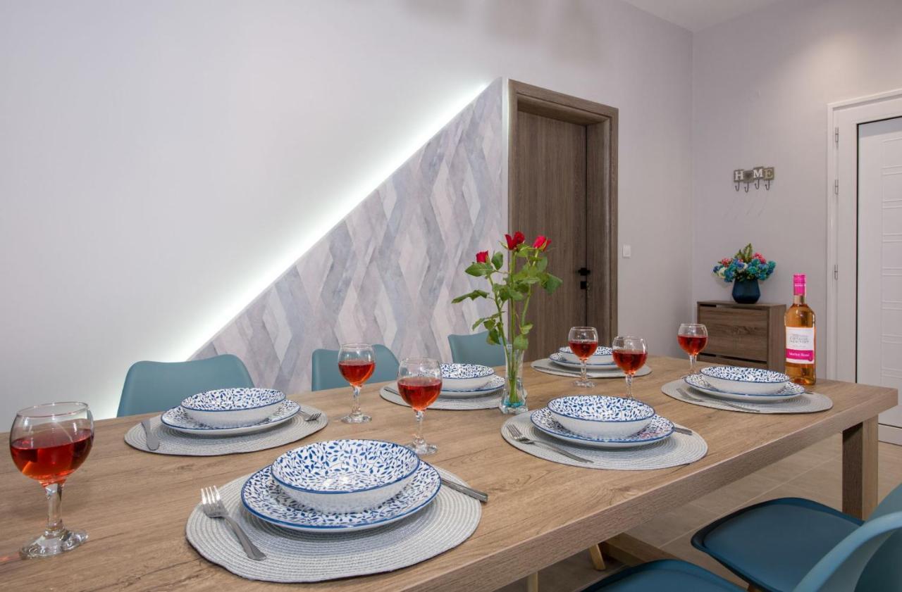 Luxury Villa Eva-Mari With Jacuzzi, 50M From The Beach Stalos Exterior photo